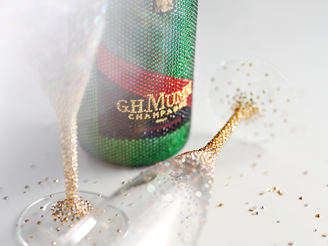 champagne glasses with gold crystals