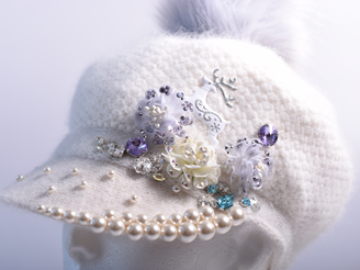 Crystal-embellished woman's hat for winter