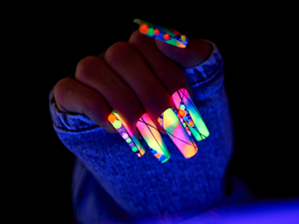 festival nails with neon crystals