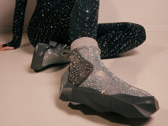 shoes with lilac ash crystals