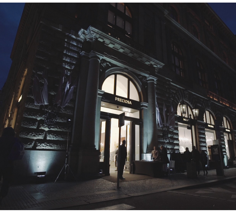 Preciosa flagship store in Prague