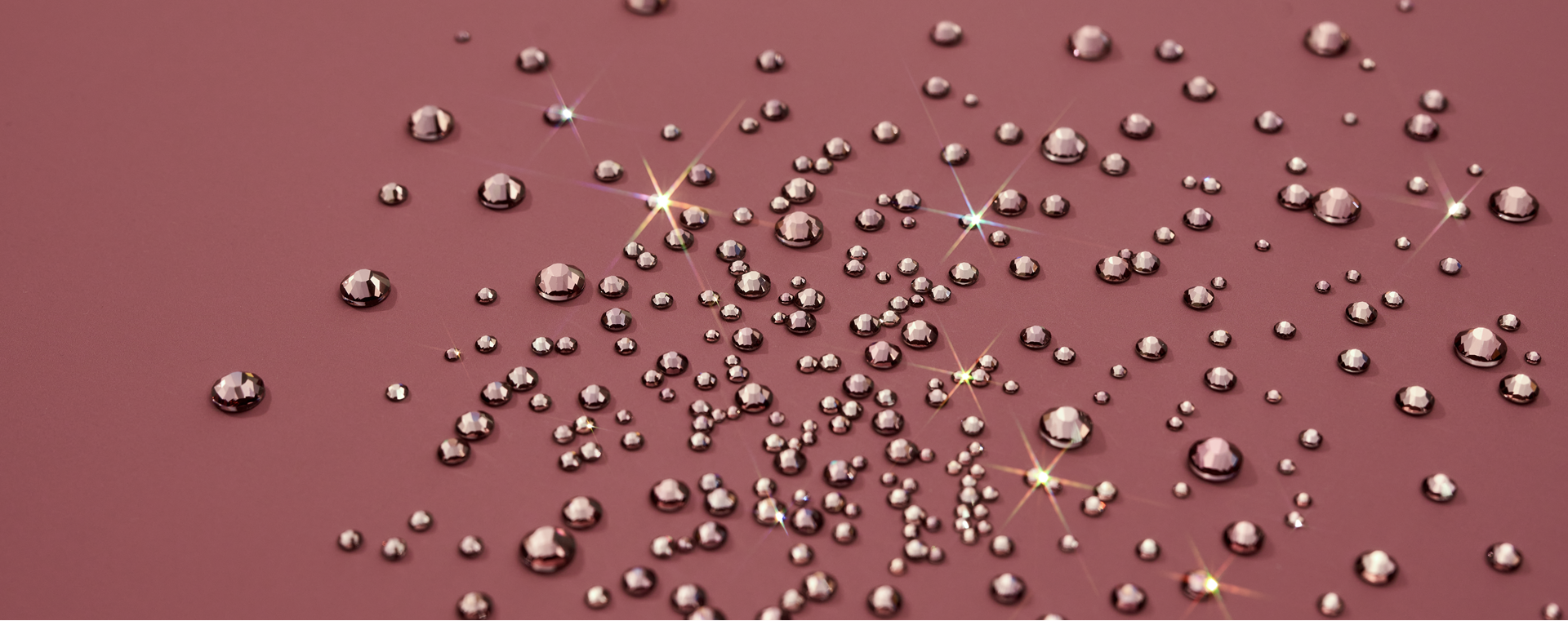 古典粉：复古雅韵